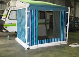 Roll out annexe and walls to caravan